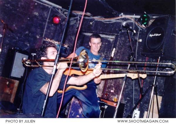 Kabu Ki Buddah à Liège (La Zone), le 22-04-2002, par Julien — 7 sur 7